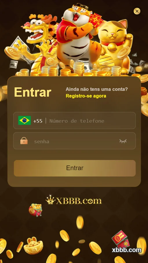 Jogador em celular explorando slots no cassino móvel