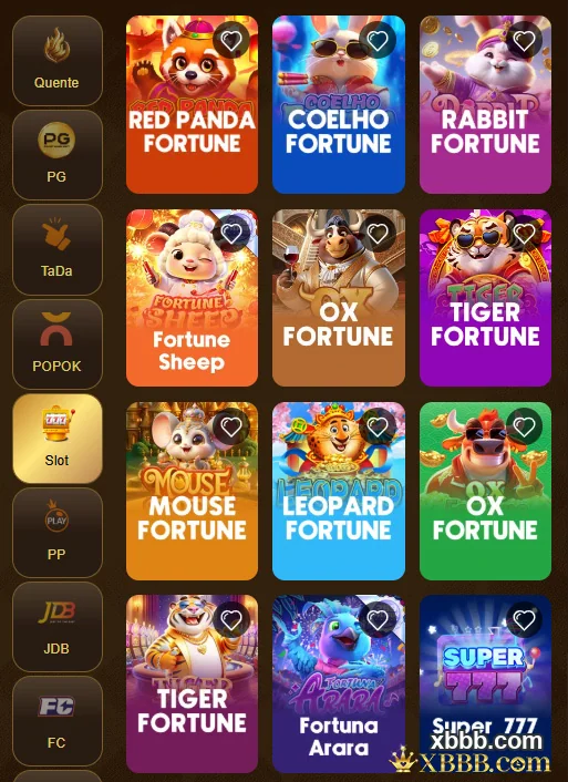 Jogadores animados em mesa de poker ao vivo